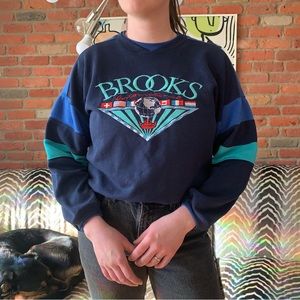 Retro brooks crewneck